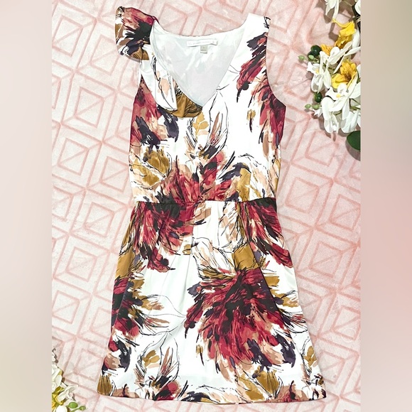 LC Lauren Conrad Dresses & Skirts - ✨❤️✨ LAUREN CONRAD Sleeveless V-Neck Dress - Fit & Flare with Hidden Zipper ✨❤️✨